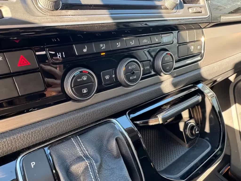 Volkswagen Transporter Multivan Edition *7-SITZER/STHZ* 02/2019-photo-12