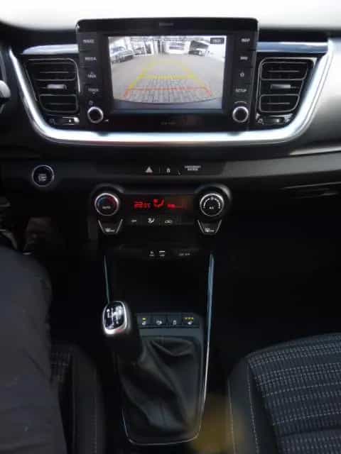 Kia Stonic 1,0T Dream Team Edition 02/2020-photo-7