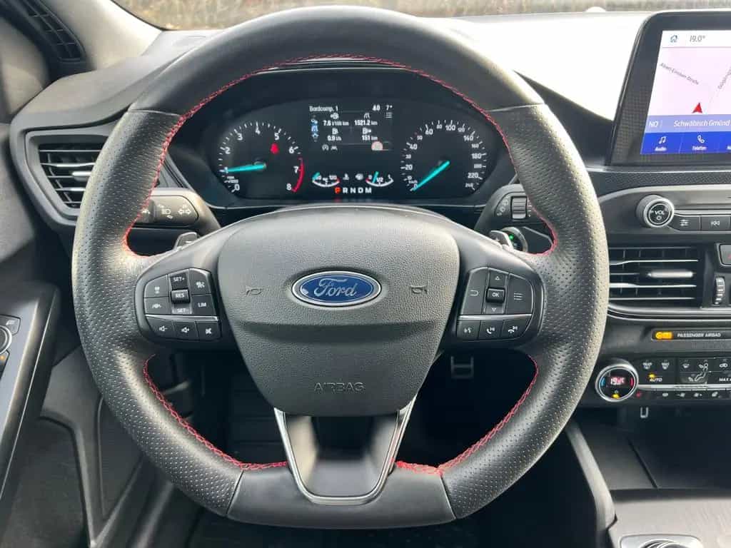 Ford Focus Lim. ST-Line/ACC/SPUR/KAMERA/LED/HU-NEU 10/2019-photo-11