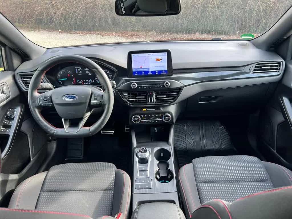 Ford Focus Lim. ST-Line/ACC/SPUR/KAMERA/LED/HU-NEU 10/2019-photo-13
