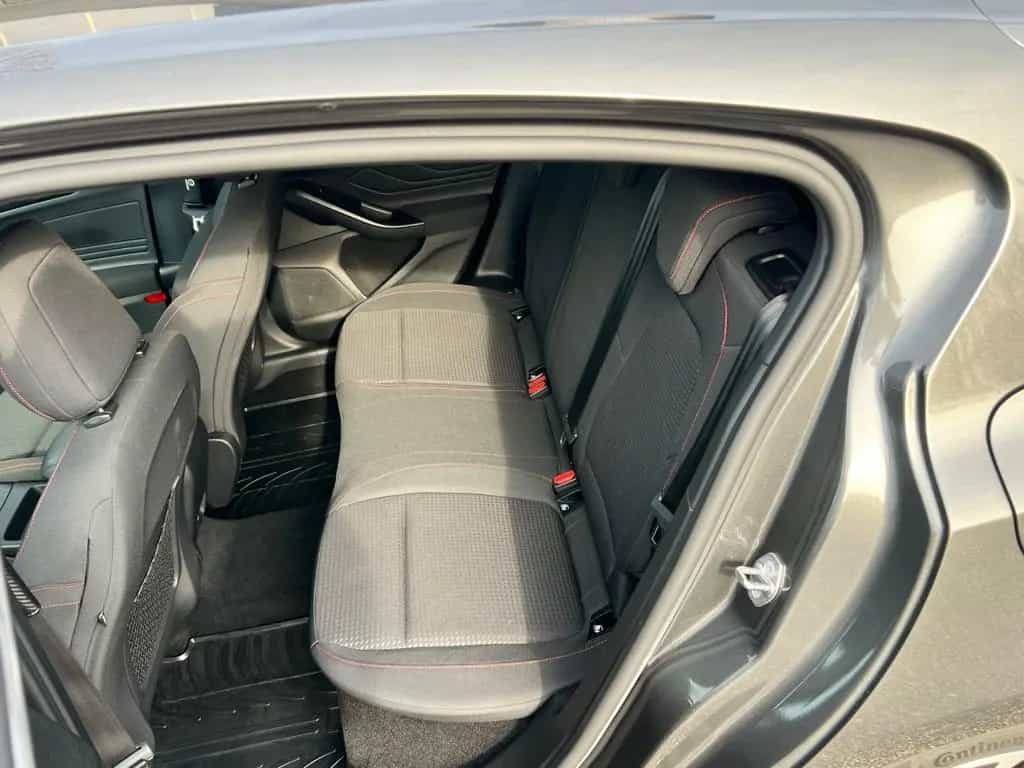 Ford Focus Lim. ST-Line/ACC/SPUR/KAMERA/LED/HU-NEU 10/2019-photo-16