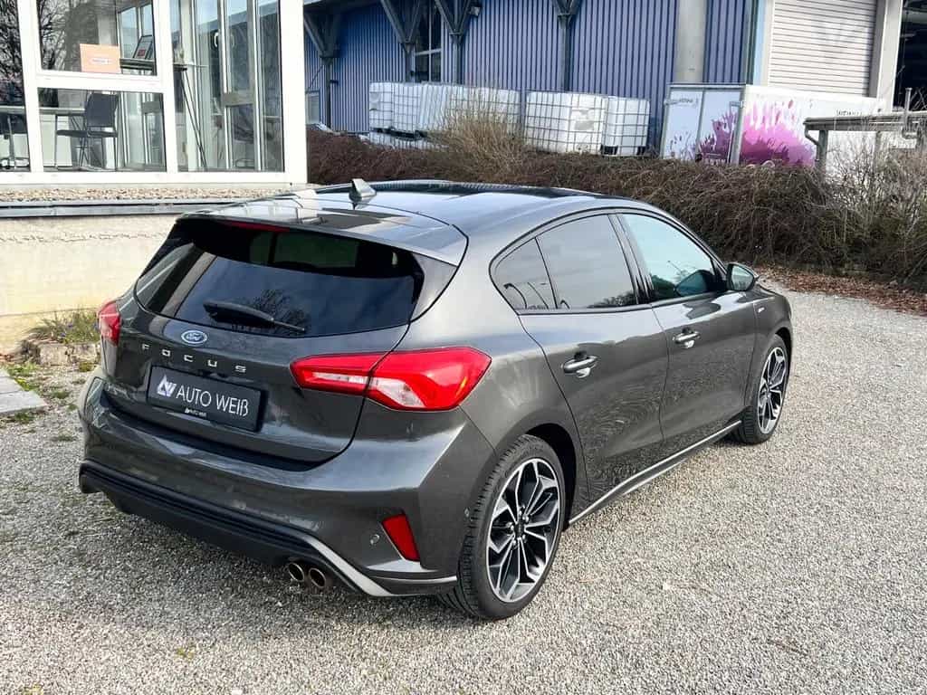 Ford Focus Lim. ST-Line/ACC/SPUR/KAMERA/LED/HU-NEU 10/2019-photo-3