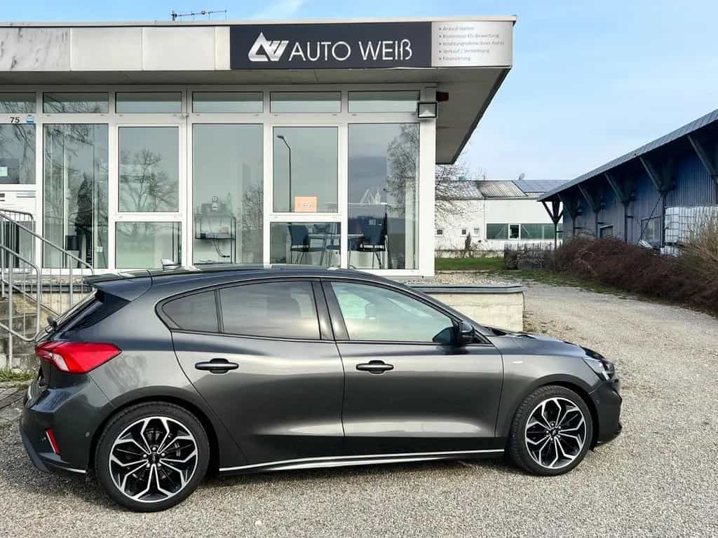 Ford Focus Lim. ST-Line/ACC/SPUR/KAMERA/LED/HU-NEU 10/2019-photo-4