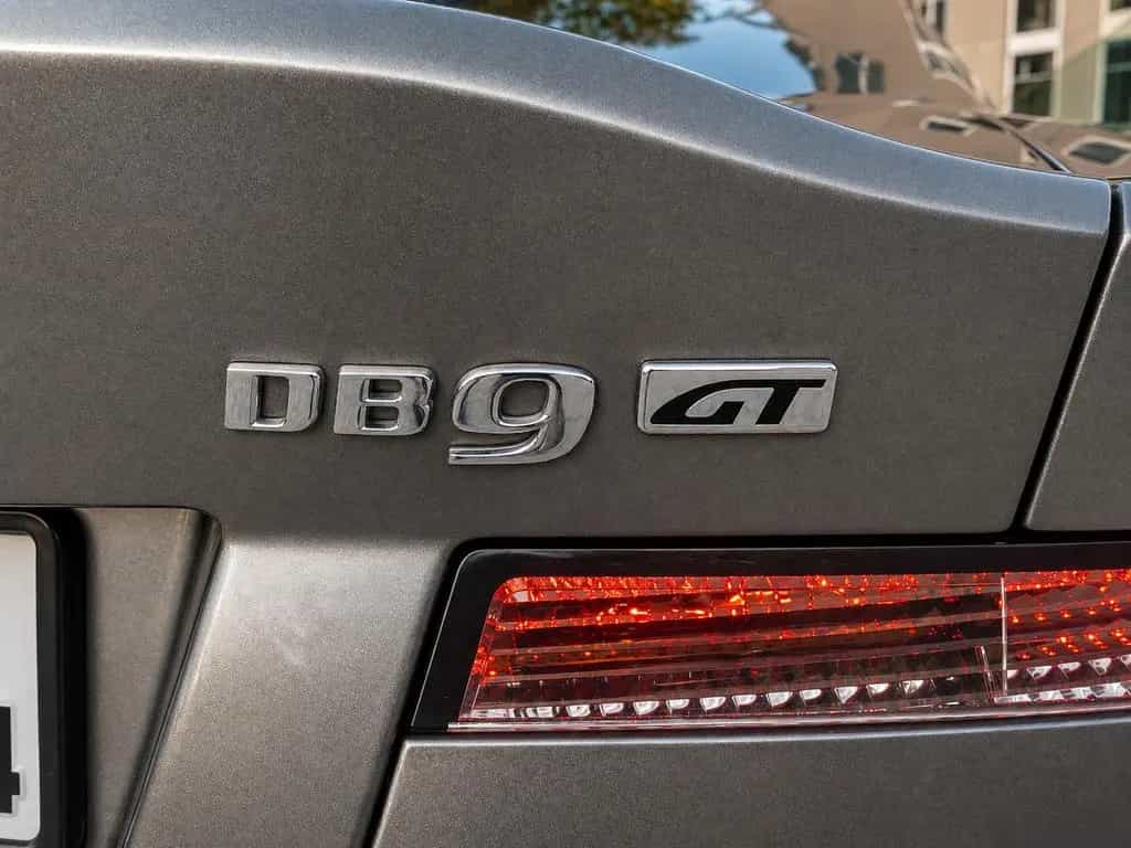 Aston Martin DB9 GT Coupe 04/2016-photo-14