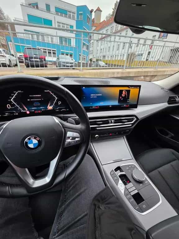 BMW 3 Series 330d xDrive Automatik -LCI 09/2022-photo-6