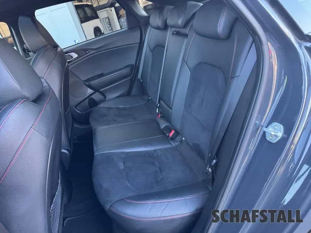 Kia Ceed GT 1.6T DCT7 Navi Paonodach Komfortpaket Le 10/2021-photo-14