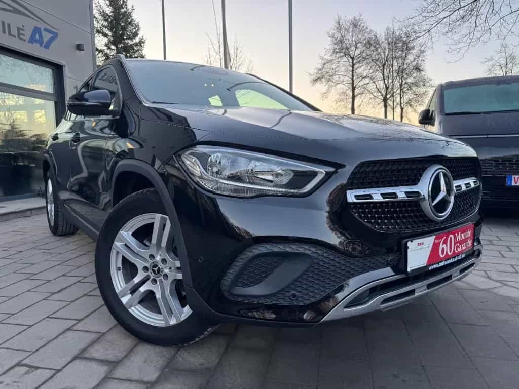 Mercedes-Benz GLA-Class 200 07/2020-photo-0
