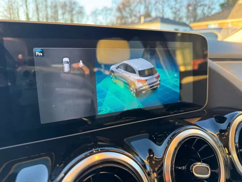 Mercedes-Benz GLA-Class 200 07/2020-photo-13