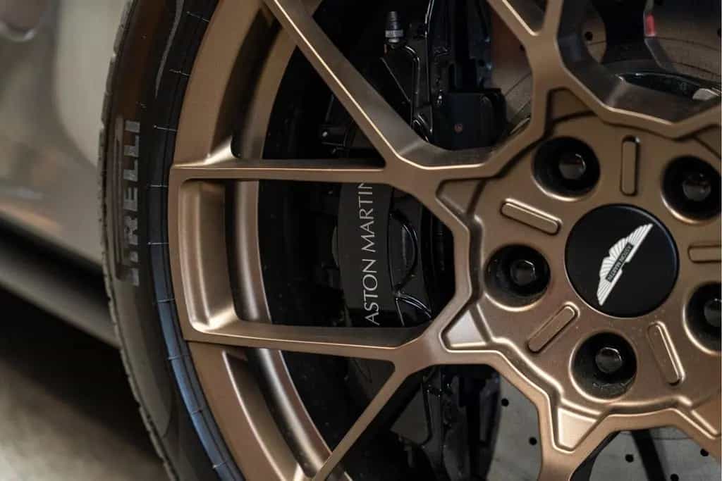 Aston Martin Vanquish V12 Carbon Keramisch 6.0 V12 Forest Gre 09/2024-photo-22