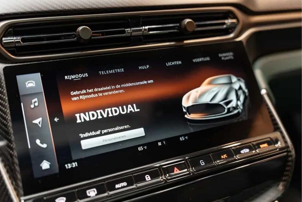 Aston Martin Vanquish V12 Carbon Keramisch 6.0 V12 Forest Gre 09/2024-photo-48