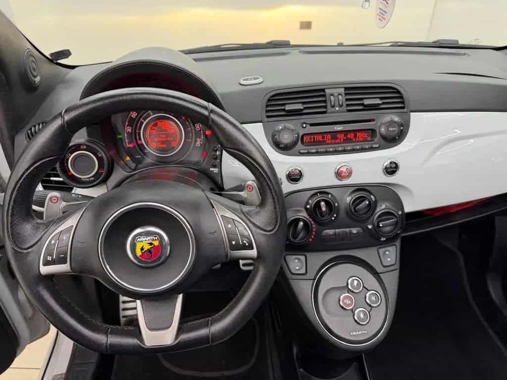 Abarth 500 C 1.4 Turbo T-Jet MTA 06/2012-photo-10