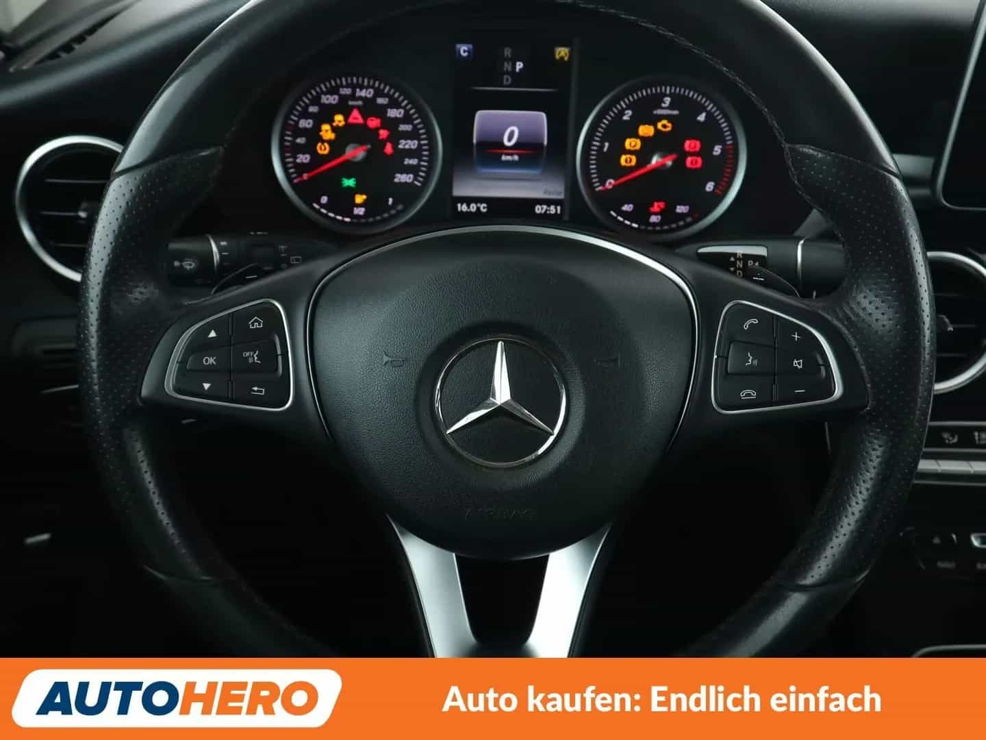 Mercedes-Benz GLC-Class 220 05/2018-photo-18