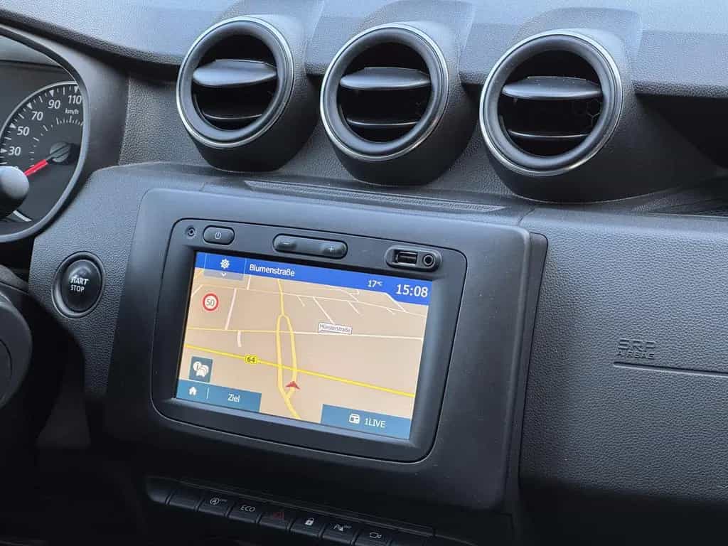 Dacia Duster II Adventure *2.HAND|AHK|DAB|ALLW.|TÜV* 01/2020-photo-39