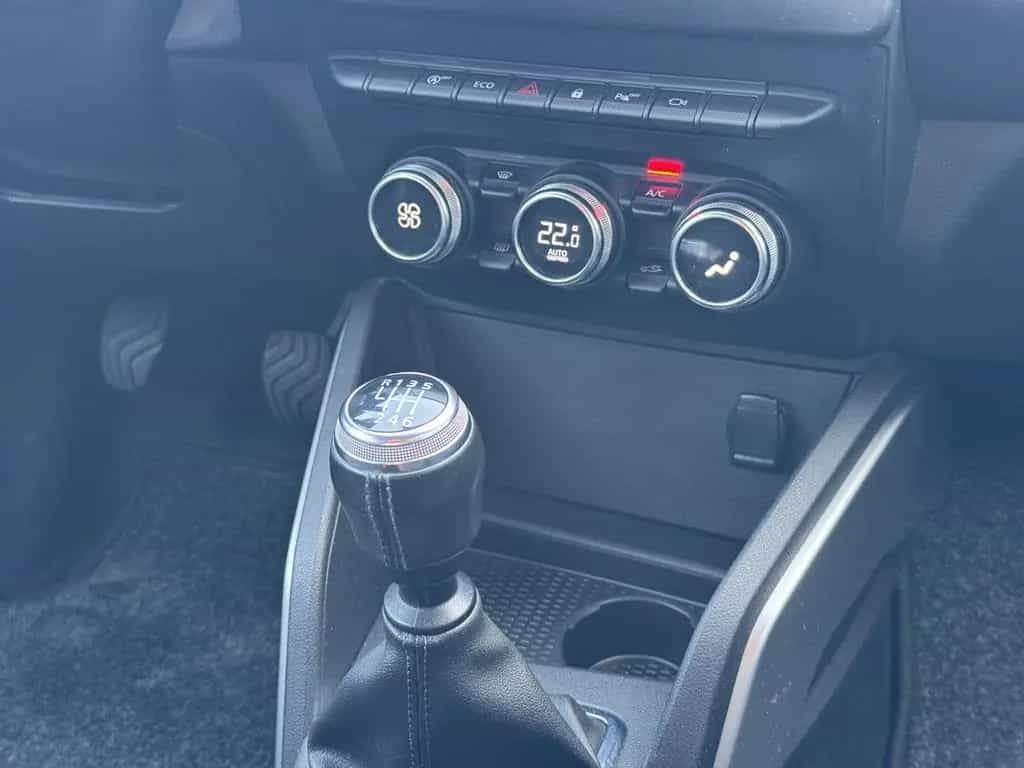 Dacia Duster II Adventure *2.HAND|AHK|DAB|ALLW.|TÜV* 01/2020-photo-42