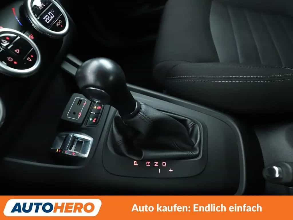 Alfa Romeo Giulietta 2.0 JTDM Super*NAVI*XENON*TEMPO*PDC* 12/2017-photo-21