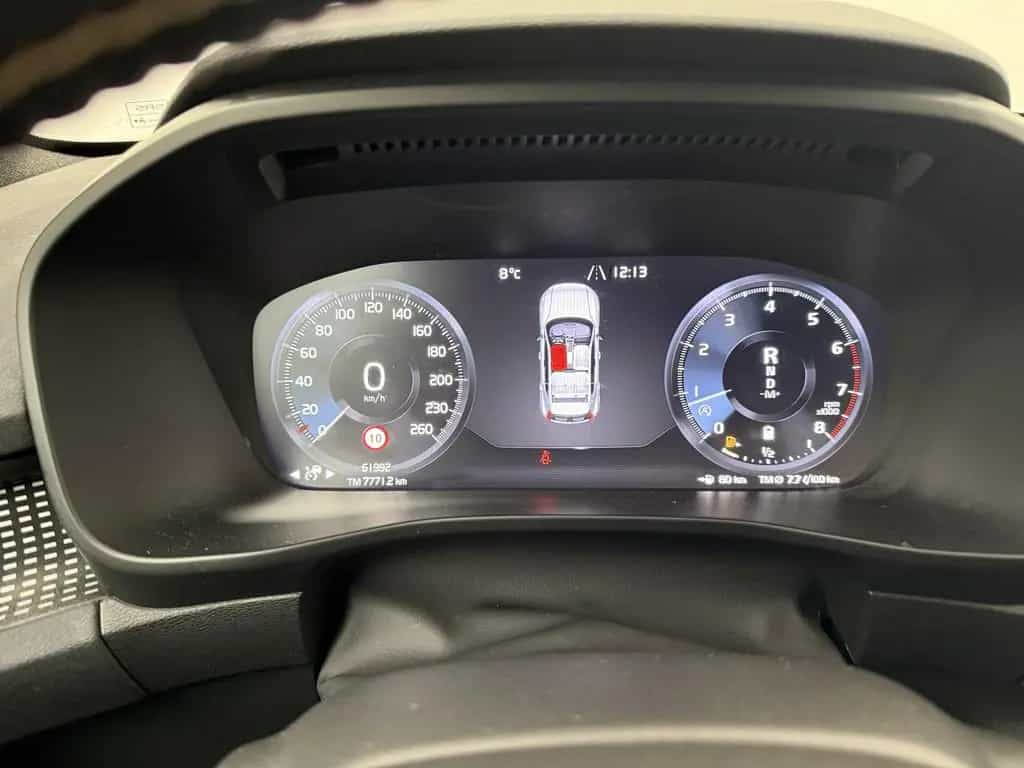 Volvo XC40 B4 Geartronic R-Design H/K NAVI W-LAN LED 05/2021-photo-10