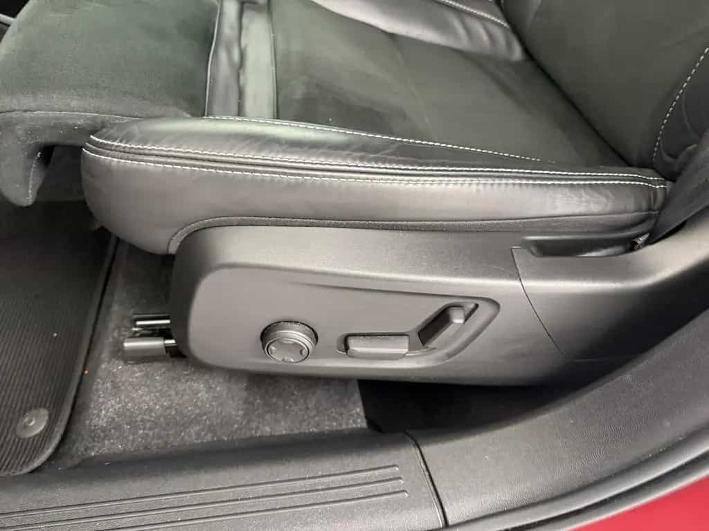 Volvo XC40 B4 Geartronic R-Design H/K NAVI W-LAN LED 05/2021-photo-13