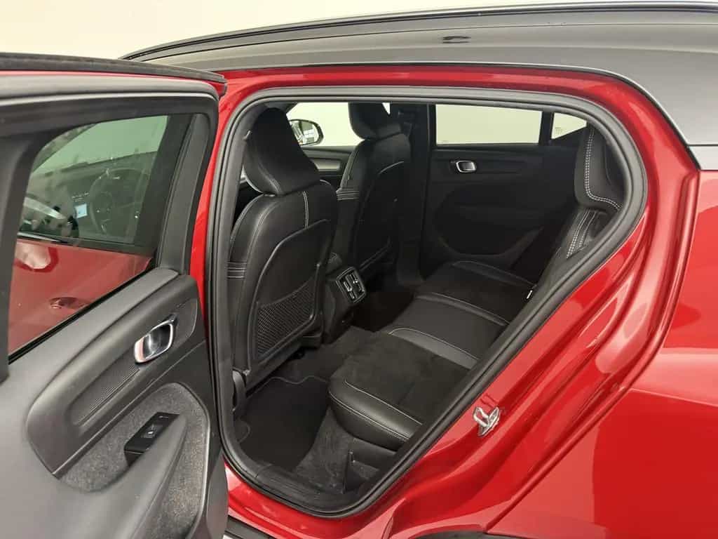 Volvo XC40 B4 Geartronic R-Design H/K NAVI W-LAN LED 05/2021-photo-15