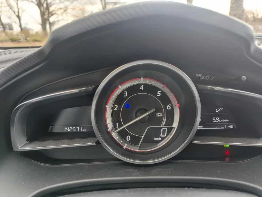 Mazda 3 S SKYACTIV-D 150 6GS AL-SPORTS NAV Sports-Line 02/2015-photo-5