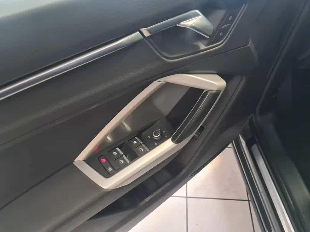 Audi Q3 35 TFSI advanced / LED / AHK / KAMERA 08/2020-photo-11