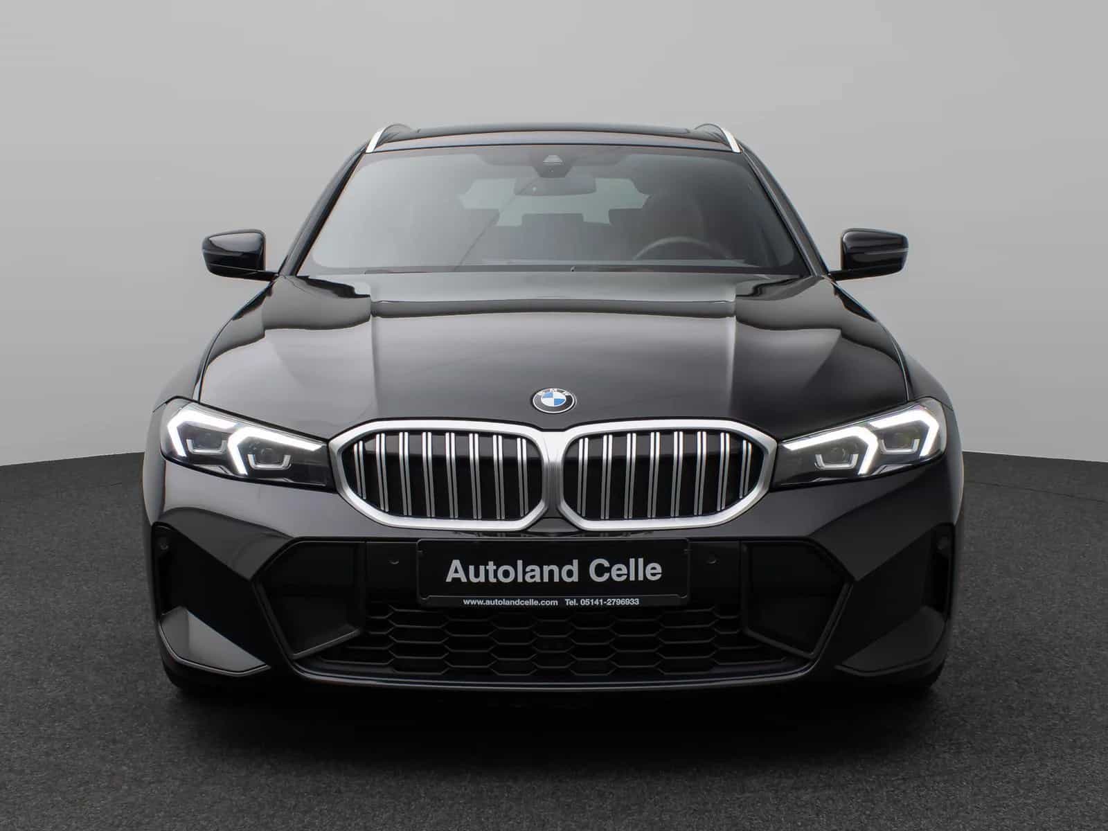BMW 3 Series 01/2023-photo-1