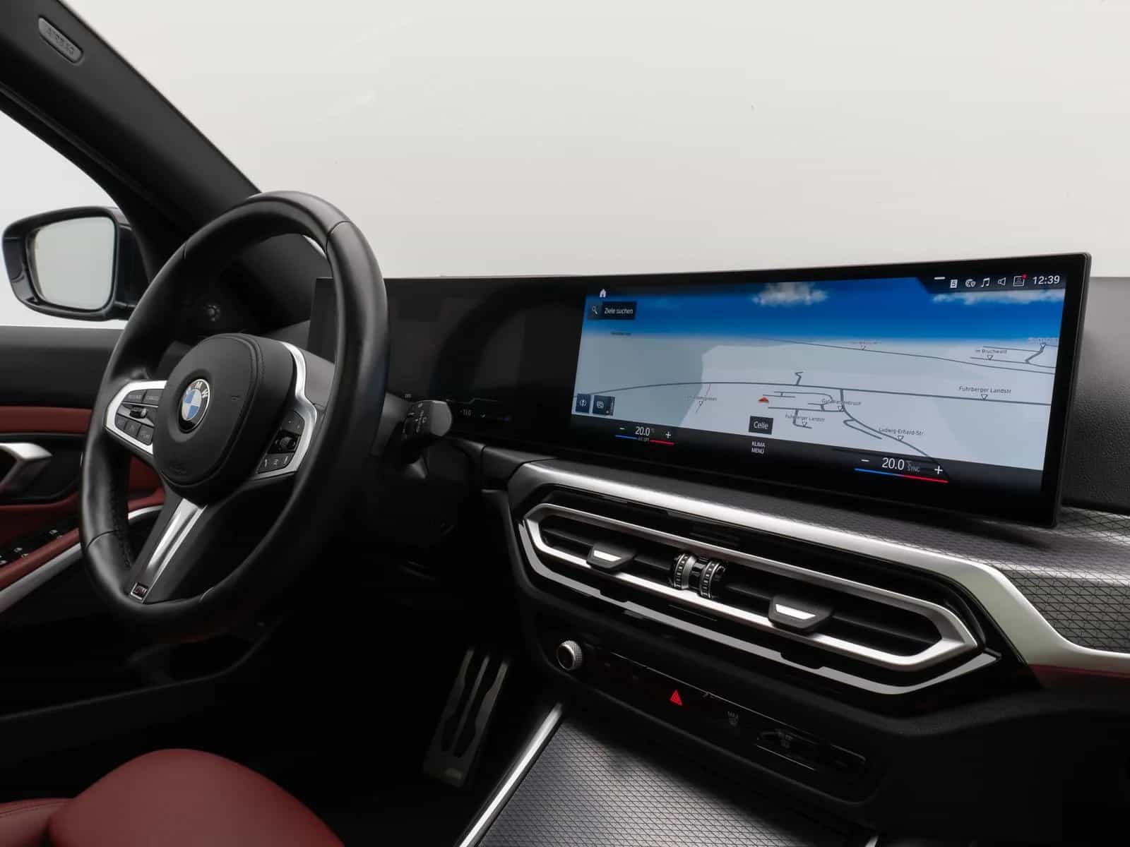 BMW 3 Series 01/2023-photo-38