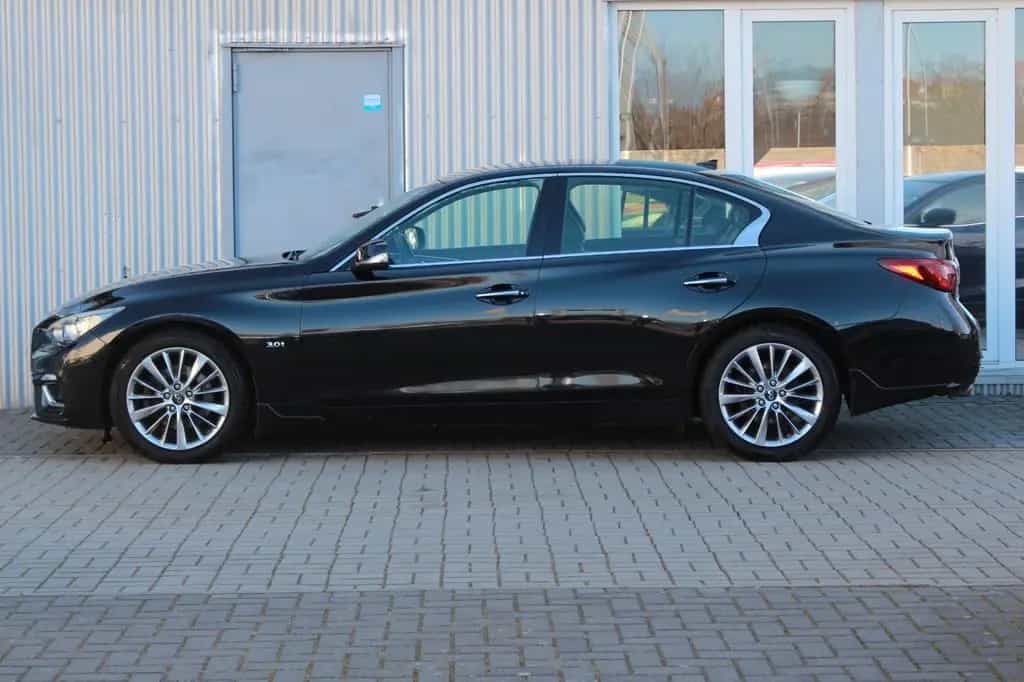 Infiniti Q50 3.0t Sport Automatik+Navi+Leder+LED+Kamera 06/2017-photo-3