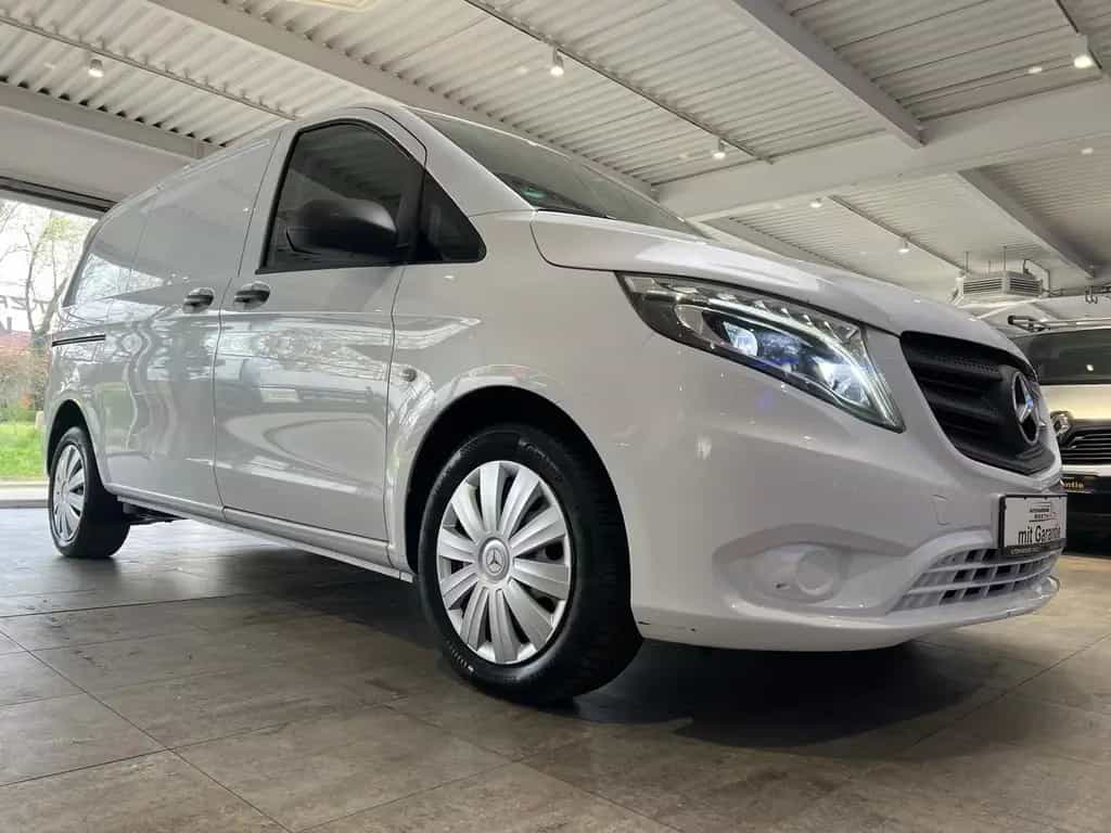 Mercedes-Benz Vito 119 CDI *Automatik*LED*AHK*1.Hand*Garantie* 01/2016-photo-0