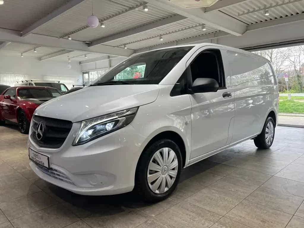 Mercedes-Benz Vito 119 CDI *Automatik*LED*AHK*1.Hand*Garantie* 01/2016-photo-1