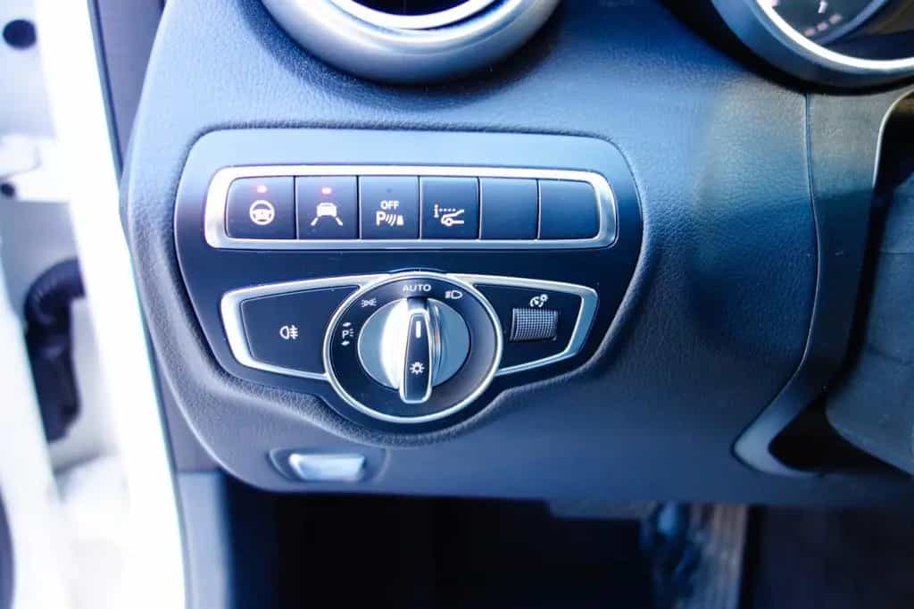 Mercedes-Benz GLC-Class 350 d 4Matic" AMG-Line"Pano,Camera,AHK,Spur 08/2017-photo-9