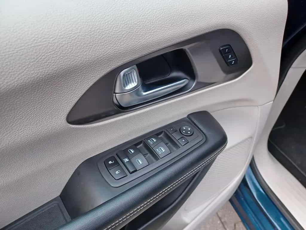 Chrysler Pacifica .L-Plus.PANORAMADACH.7-Sitze.ACC.Memory. 06/2023-photo-11