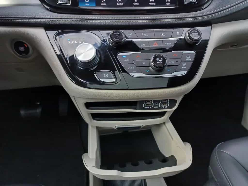 Chrysler Pacifica .L-Plus.PANORAMADACH.7-Sitze.ACC.Memory. 06/2023-photo-25