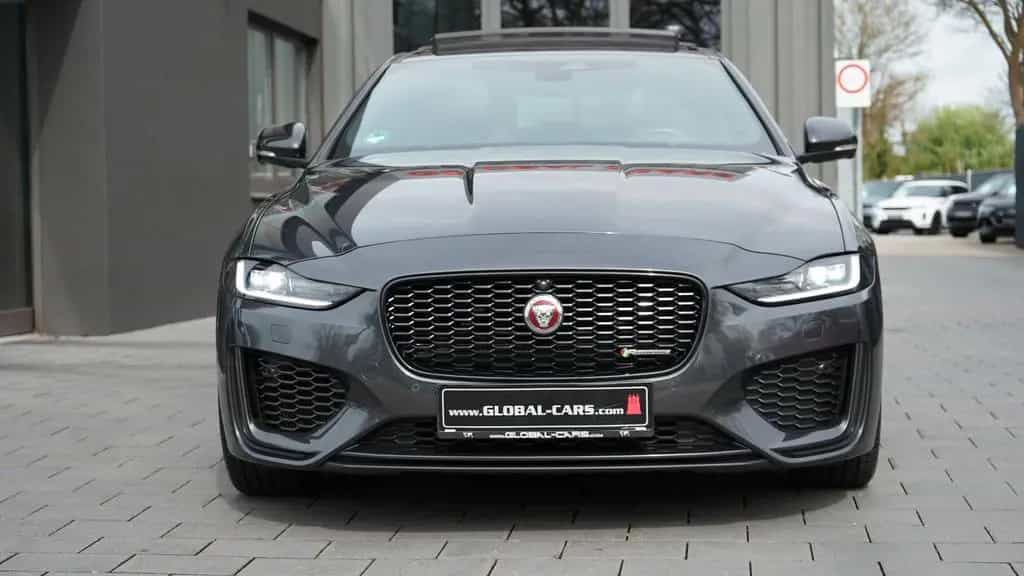 Jaguar XE P250 R-DYNAMIC SE*BLACK PACK*PANO*MATRIX*ACC* 04/2022-photo-14