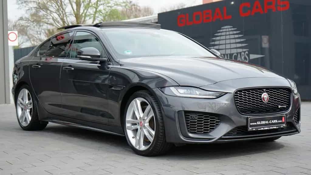 Jaguar XE P250 R-DYNAMIC SE*BLACK PACK*PANO*MATRIX*ACC* 04/2022-photo-30
