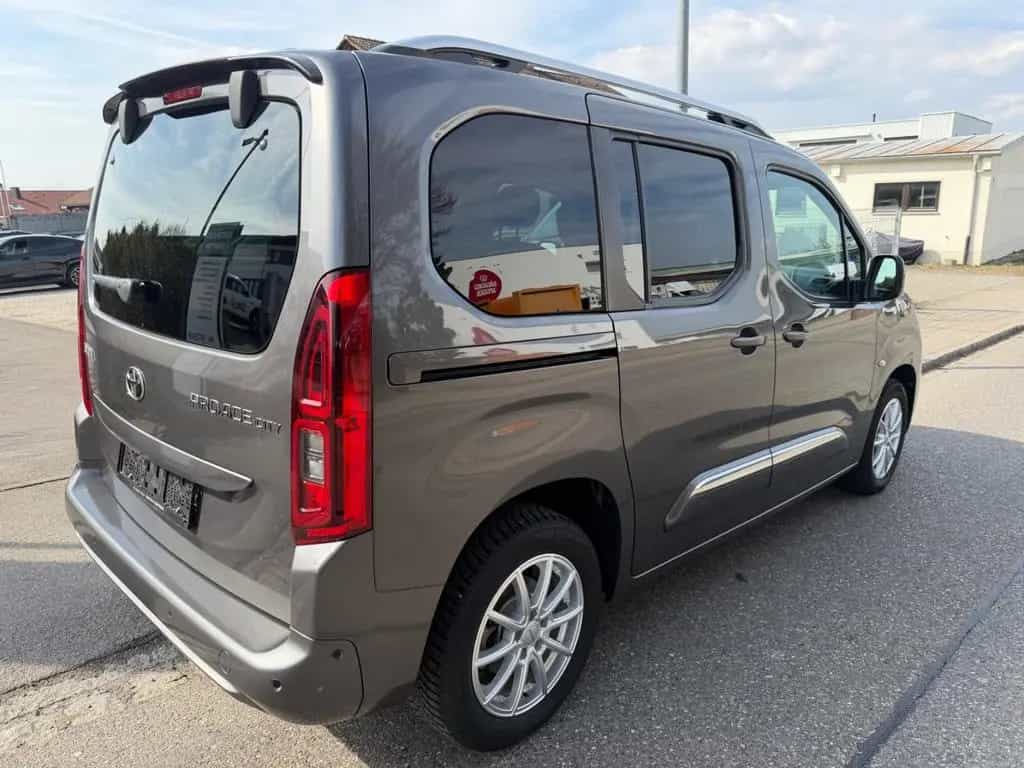 Toyota Proace (Verso) Proace City Verso L1 Team Deutschland 09/2021-photo-2