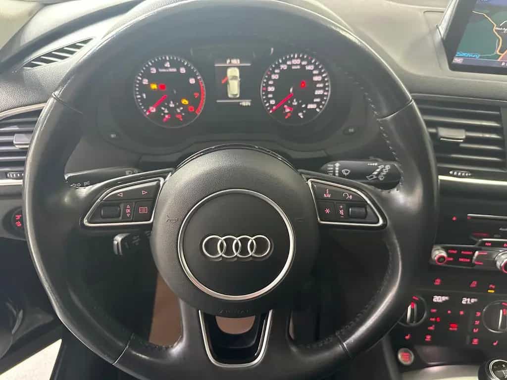 Audi Q3 1.4 Sport/LED/AHK/Keyless/Navi/TW/8-fach 08/2018-photo-11
