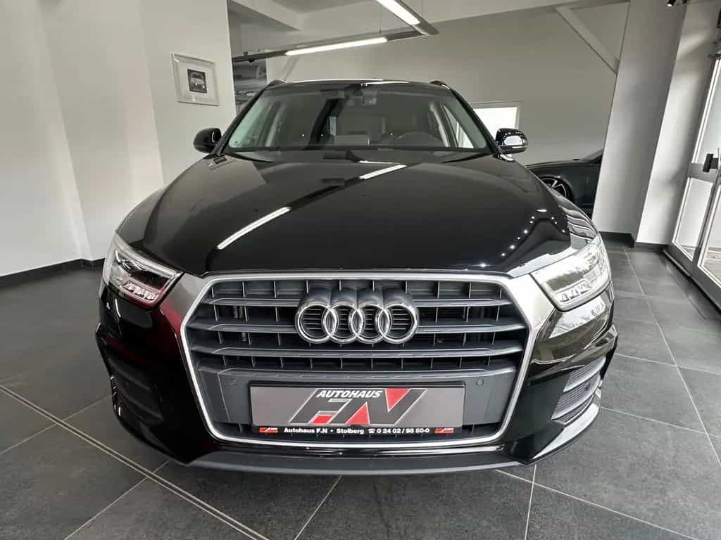 Audi Q3 1.4 Sport/LED/AHK/Keyless/Navi/TW/8-fach 08/2018-photo-3