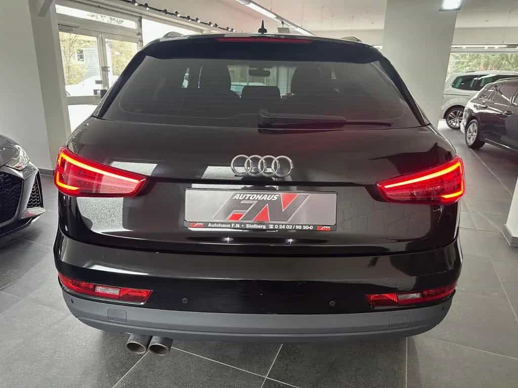 Audi Q3 1.4 Sport/LED/AHK/Keyless/Navi/TW/8-fach 08/2018-photo-6