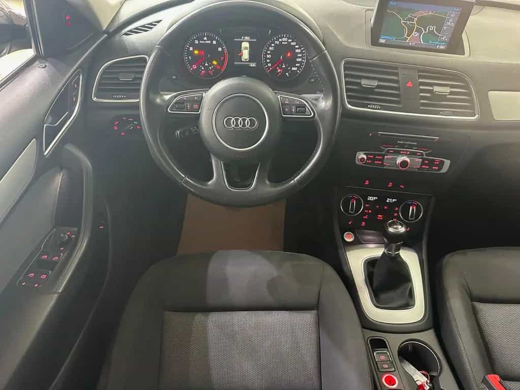 Audi Q3 1.4 Sport/LED/AHK/Keyless/Navi/TW/8-fach 08/2018-photo-9