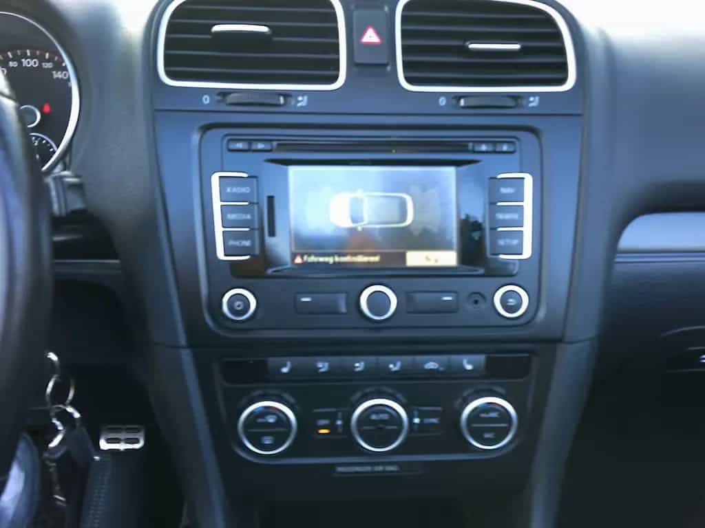 Volkswagen Golf VI Cabriolet GTI 02/2014-photo-12