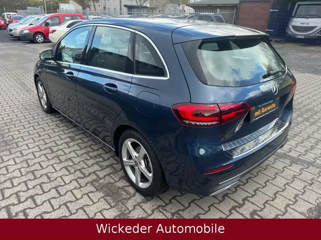 Mercedes-Benz B 180 B B 180 Edition 19/Tüv Neu/Top Pflege 07/2019-photo-3