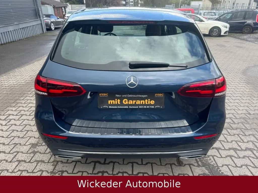 Mercedes-Benz B 180 B B 180 Edition 19/Tüv Neu/Top Pflege 07/2019-photo-4