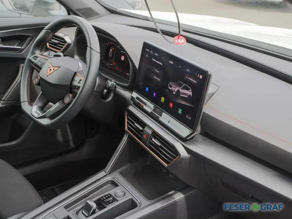 Cupra Formentor VZ 2.0 TSI DSG Navi Kamera LED SiHz 02/2024-photo-3