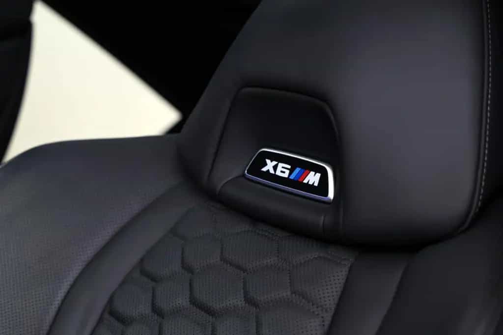 BMW X6 M Competition Sky Lounge Carbon Soft AHK TV 05/2023-photo-24