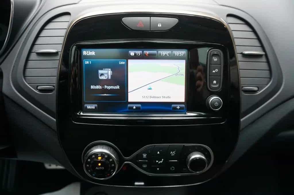 Renault Captur Crossborder AUTOMATIK, LED, NAVI, 2x PDC 07/2017-photo-7
