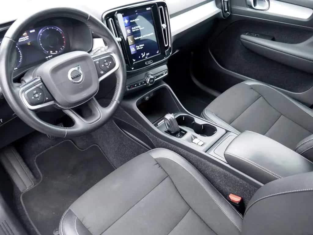 Volvo XC40 D3 2WD Momentum Pro | LED AHK PDC GRA 05/2020-photo-12