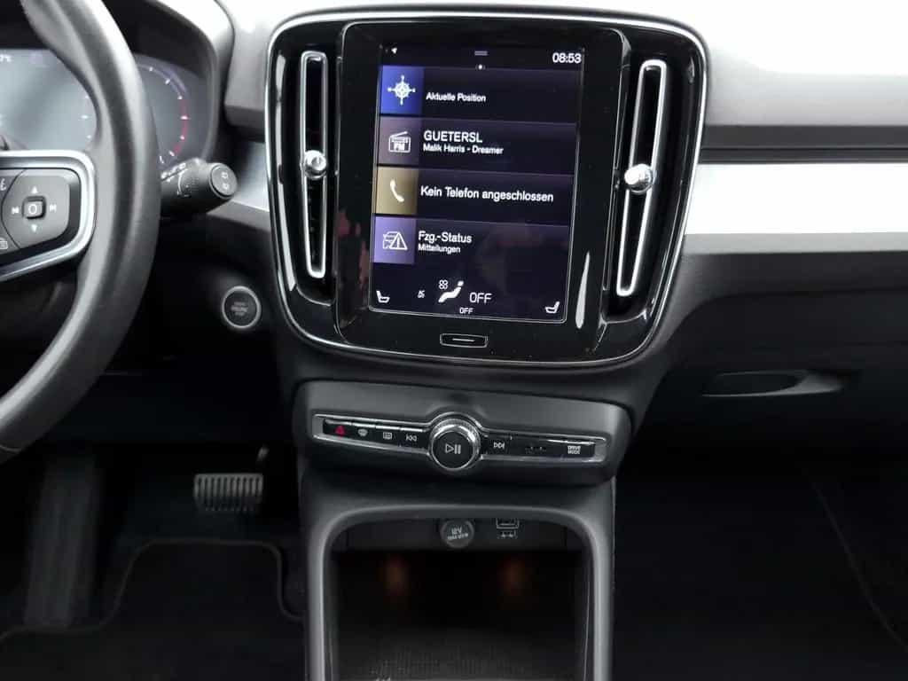 Volvo XC40 D3 2WD Momentum Pro | LED AHK PDC GRA 05/2020-photo-13