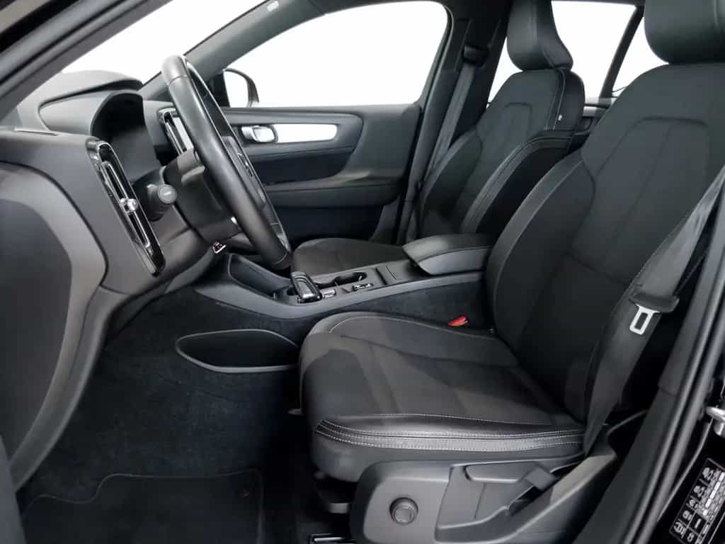 Volvo XC40 D3 2WD Momentum Pro | LED AHK PDC GRA 05/2020-photo-7