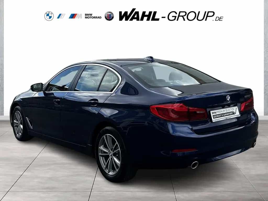 BMW 5 Series 520d Business Sport SHZ Navi ActiveGuard PDC RFK 01/2018-photo-2