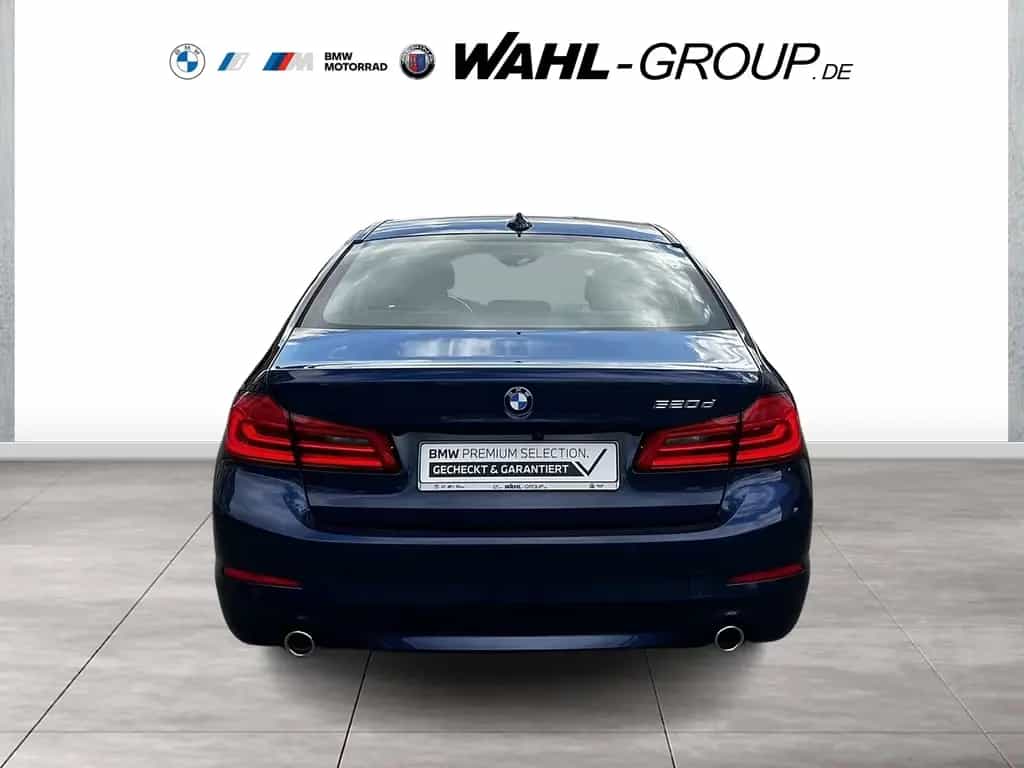 BMW 5 Series 520d Business Sport SHZ Navi ActiveGuard PDC RFK 01/2018-photo-3